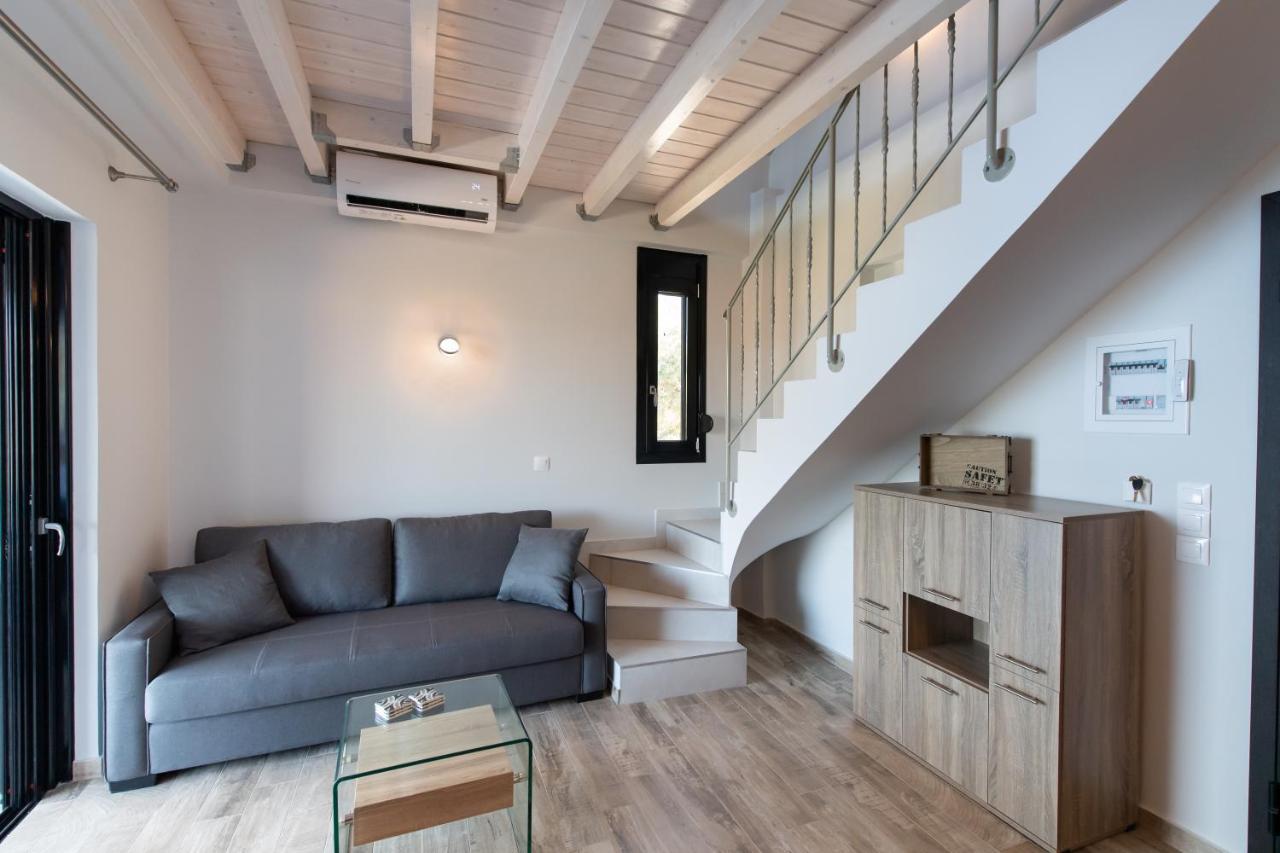 Blue House Luxury Apartment Nikiána Eksteriør bilde
